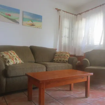 Directo A La Arena De La Playa Del Cotillo, Lagos Cotillo