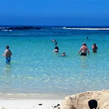 Directo A La Arena De La Playa Del Cotillo, Lagos Διαμέρισμα